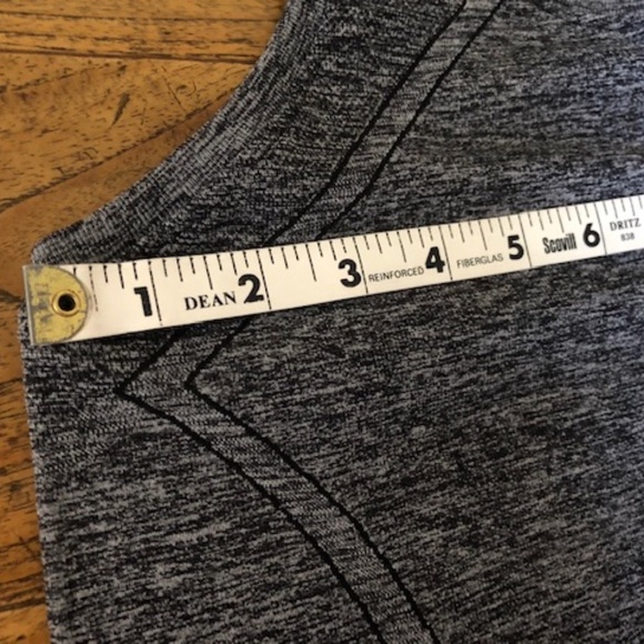 Women's New Balance Athletic Tank Top XL - Picture 7 of 10